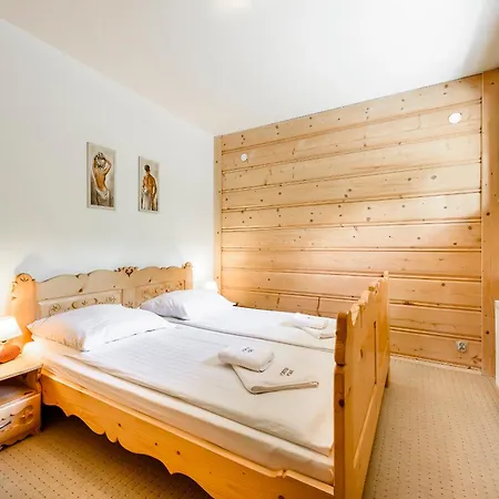 Forster House - Blisko Centrum Rum i privatbostad Zakopane