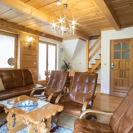 Forster House - Blisko Centrum Homestay *